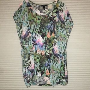Flowery flower shirt